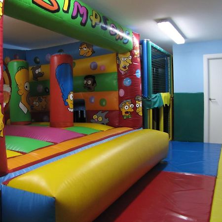 Aoiz Hostal Beti-Jai מראה חיצוני תמונה