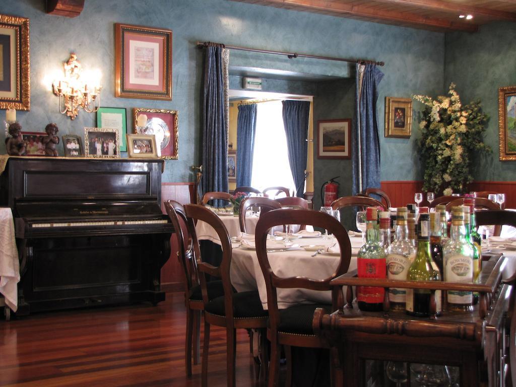 Aoiz Hostal Beti-Jai מראה חיצוני תמונה